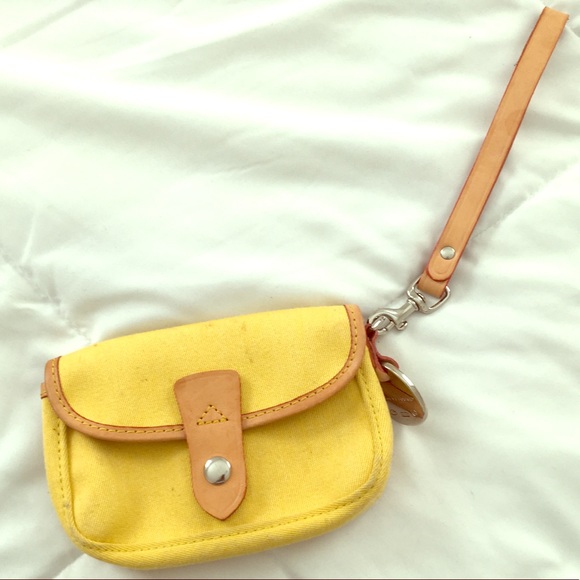 Dooney & Bourke Handbags - Dooney & Bourke purse